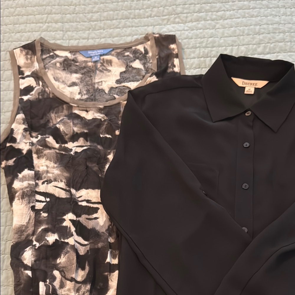 Simply Vera Wang Black and Cream Top